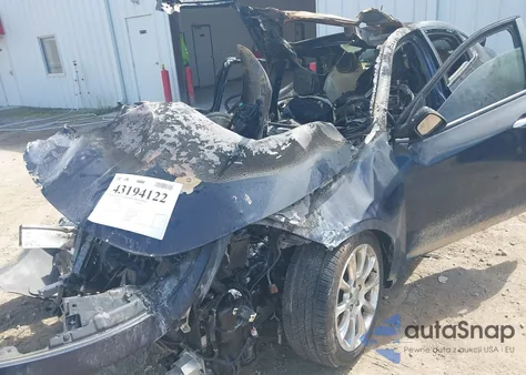 2015 Dodge Dart Limited z USA, uszkodzony, nr VIN 1C3CDFCB5FD414818